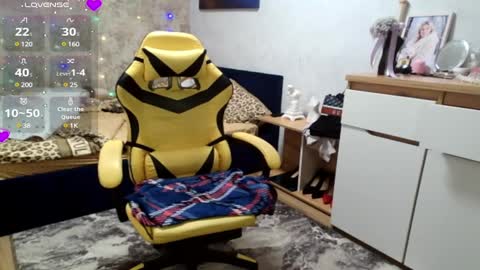 Snapshot of mari_77777 chatting on 7, 2, 2025 Mari online show from 7, 2, 2025