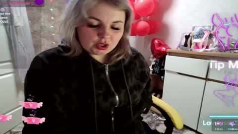 Snapshot of mari_77777 chatting on 10, 3, 2025 Mari online show from 10, 3, 2025