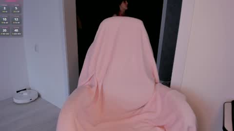 PVT IS OPEN LOVES AND WE DONT HAVE LIMITS online show from 24, 4, 2026