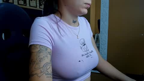 mari_salgado online show from 5, 12, 2024