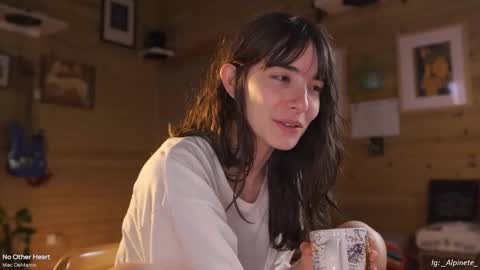 Alfonsina online show from 13, 10, 2025