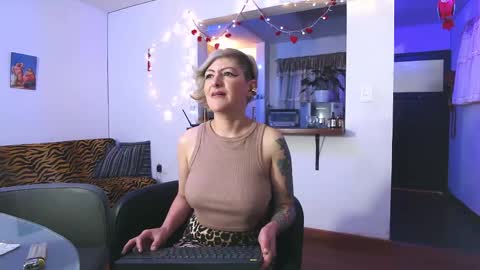 Snapshot of maria_fernandaxxx_ chatting on 23, 2, 2025 Maria fernanda online show from 23, 2, 2025