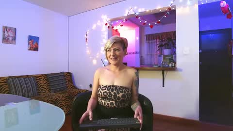 Snapshot of maria_fernandaxxx_ chatting on 25, 2, 2025 Maria fernanda online show from 25, 2, 2025