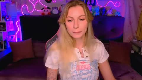 Snapshot of maria_hunt chatting on 21, 10, 2025 Maria online show from 21, 10, 2025