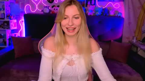 Snapshot of maria_hunt chatting on 12, 11, 2025 Maria online show from 12, 11, 2025