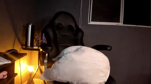 Maria Isabell  online show from 24, 1, 2025