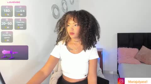 Snapshot of maria_julyana chatting on 2, 3, 2025 V A N E S S A  online show from 2, 3, 2025