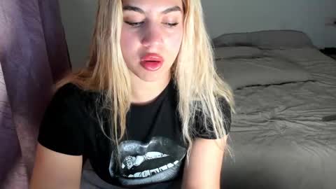 Itslablonde online show from 13, 11, 2025