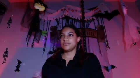 Snapshot of maria_rosee chatting on 15, 10, 2025 ELI online show from 15, 10, 2025