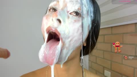 Snapshot of maria_sofii chatting on 4, 12, 2024 S O F I A model independent online show from 4, 12, 2024