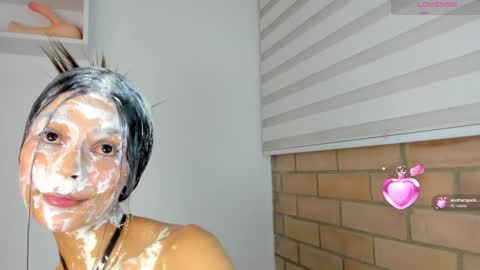 Snapshot of maria_sofii chatting on 5, 12, 2024 S O F I A model independent online show from 5, 12, 2024