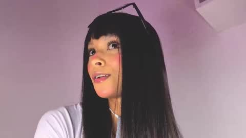 Snapshot of maria_sofii chatting on 10, 10, 2025 S O F I A model independent online show from 10, 10, 2025