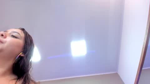 mariaa__fernanda online show from 25, 2, 2025