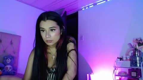 Vicky online show from 5, 10, 2025