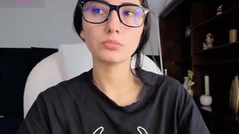 Snapshot of mariagh_ chatting on 16, 11, 2025 Maria online show from 16, 11, 2025