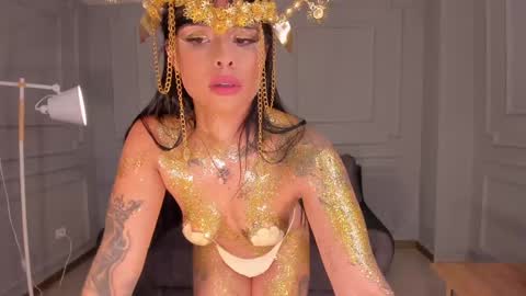 MARIA HERRERA  online show from 27, 1, 2025