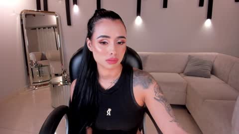 MARIA HERRERA  online show from 2, 2, 2025