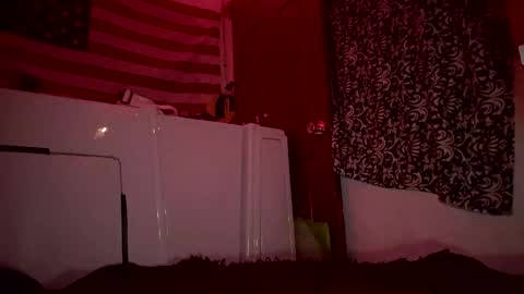 Snapshot of mariahjsav95 chatting on 29, 6, 2026 MariahJade95 online show from 29, 6, 2026