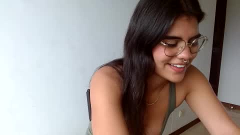 Snapshot of mariamcalad chatting on 30, 12, 2024 Mariam Calad online show from 30, 12, 2024