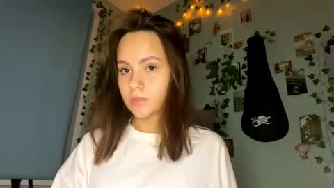 Snapshot of mariamcleverley chatting on 18, 9, 2025 Mia online show from 18, 9, 2025
