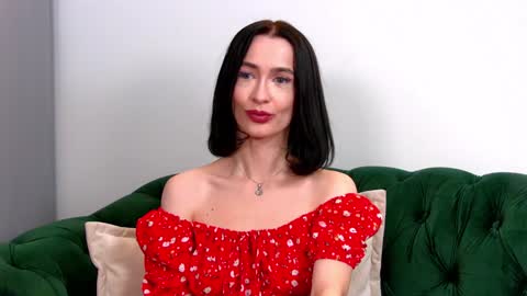 Snapshot of mariamenson chatting on 6, 12, 2024 MariaMenson online show from 6, 12, 2024