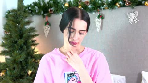 Snapshot of mariamenson chatting on 16, 12, 2024 MariaMenson online show from 16, 12, 2024