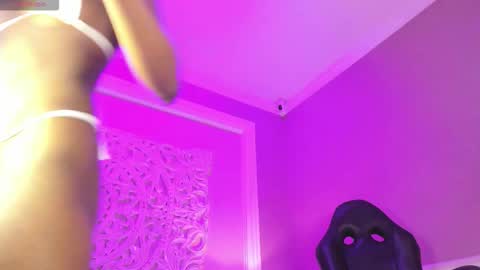 Marian Reynolds online show from 18, 11, 2025