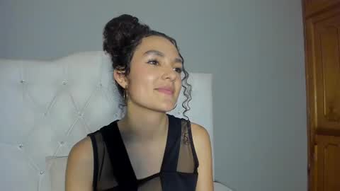Snapshot of marian_skinny chatting on 10, 12, 2024 Marian online show from 10, 12, 2024