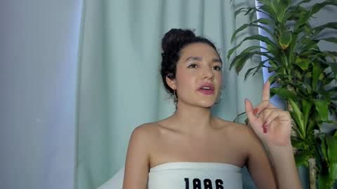 Snapshot of marian_skinny chatting on 11, 12, 2024 Marian online show from 11, 12, 2024