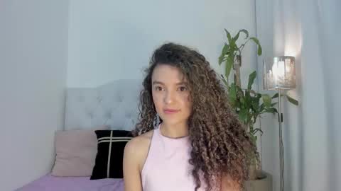 Snapshot of marian_skinny chatting on 18, 10, 2025 Marian online show from 18, 10, 2025