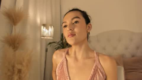 Snapshot of marian_skinny chatting on 4, 3, 2026 Marian online show from 4, 3, 2026