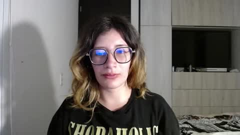 Snapshot of mariana124_ chatting on 17, 12, 2024 Mariana online show from 17, 12, 2024