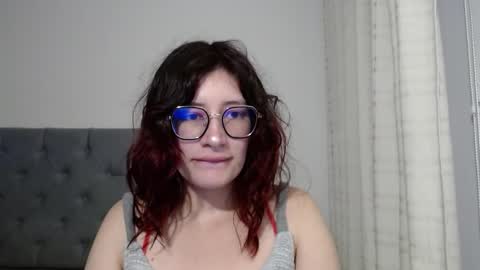Snapshot of mariana124_ chatting on 4, 1, 2025 Mariana online show from 4, 1, 2025