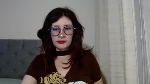 Snapshot of mariana124_ chatting on 4, 2, 2025 Mariana online show from 4, 2, 2025