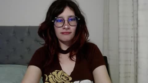 Snapshot of mariana124_ chatting on 4, 2, 2025 Mariana online show from 4, 2, 2025