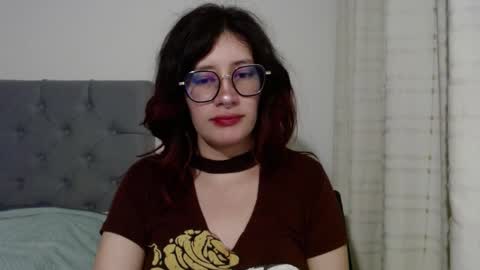 Snapshot of mariana124_ chatting on 5, 2, 2025 Mariana online show from 5, 2, 2025