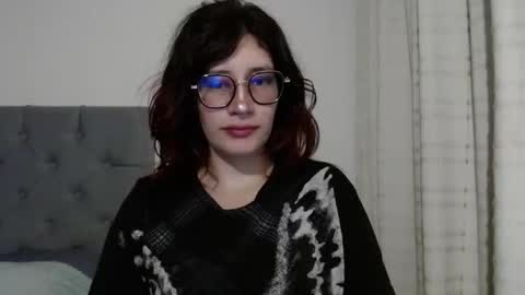 Snapshot of mariana124_ chatting on 5, 2, 2025 Mariana online show from 5, 2, 2025