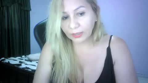 mariana995649 online show from 4, 11, 2025