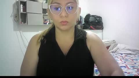 mariana995649 online show from 17, 5, 2026