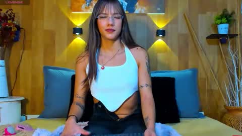 Mariana Angel online show from 4, 5, 2026