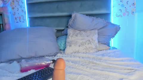 mariana_babe_ online show from 21, 1, 2025