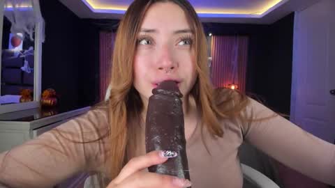 Snapshot of mariana_castro9 chatting on 21, 10, 2025 Mariana Castro online show from 21, 10, 2025