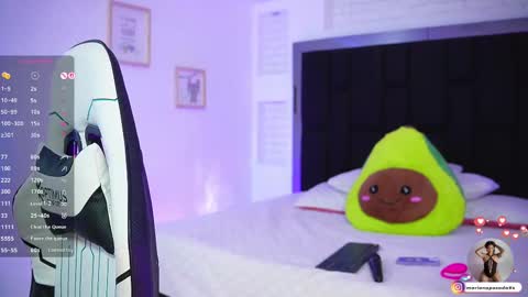 Snapshot of mariana_monroe04 chatting on 23, 9, 2025 Mariana online show from 23, 9, 2025