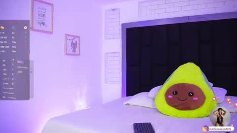 Snapshot of mariana_monroe04 chatting on 28, 9, 2025 Mariana online show from 28, 9, 2025