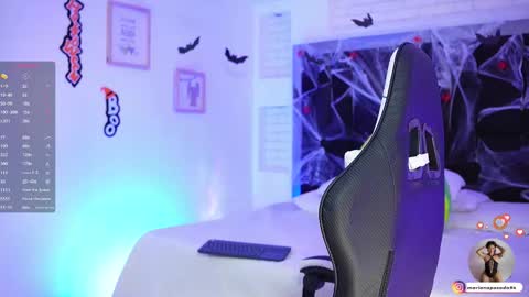 Snapshot of mariana_monroe04 chatting on 24, 10, 2025 Mariana online show from 24, 10, 2025