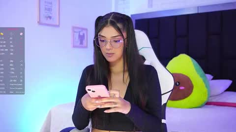 Mariana  online show from 6, 11, 2025