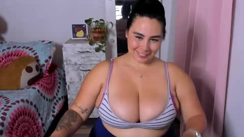 Snapshot of mariana_mr chatting on 14, 1, 2025 M A R I A N A online show from 14, 1, 2025
