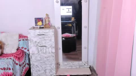 Snapshot of mariana_mr chatting on 1, 2, 2025 M A R I A N A online show from 1, 2, 2025