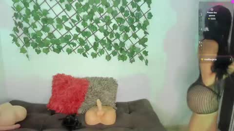 mariana vidal online show from 12, 5, 2026