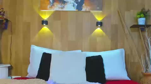 Mariana Angel online show from 27, 2, 2026